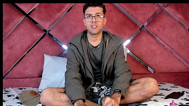 RodrigoColby2 online show from June 1, 3:29 am