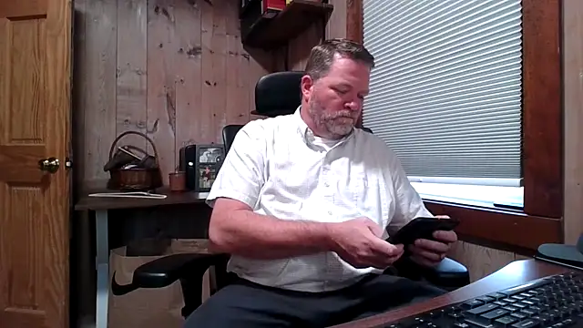 JJ CONN78 online show from April 14, 12:21 pm