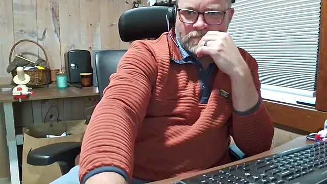 JJ CONN78 online show from May 1, 5:40 pm