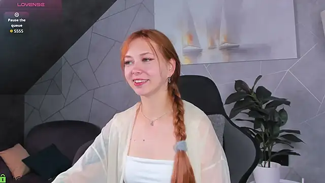Sienna Nyx online show from May 24, 9:09 am