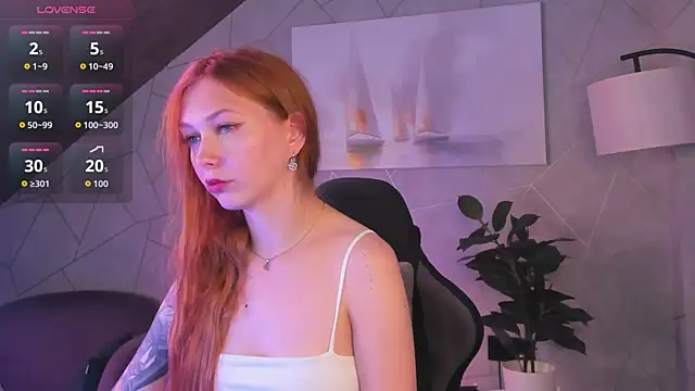 Sienna Nyx online show from May 22, 9:07 am