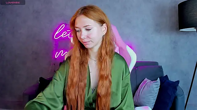 Snapshot of Sienna_Nyx chatting on June 29, 9:16 am Sienna Nyx online show from June 29, 9:16 am