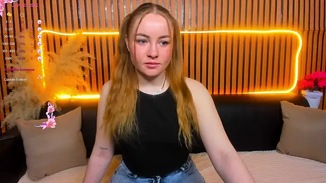 AlyaMe online show from April 27, 1:03 am
