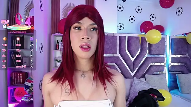Snapshot of Eva__Walker chatting on June 19, 11:31 pm Eva Walker online show from June 19, 11:31 pm