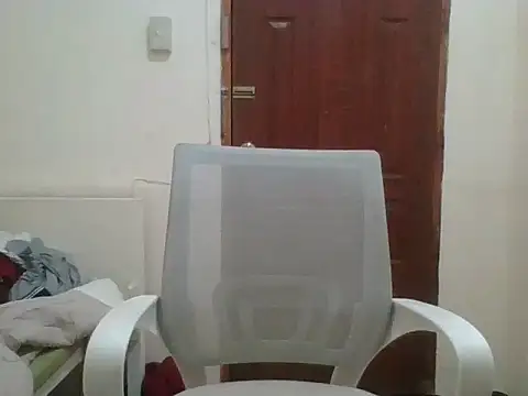 Snapshot of luna_veille chatting on May 16, 11:48 pm luna veille online show from May 16, 11:48 pm