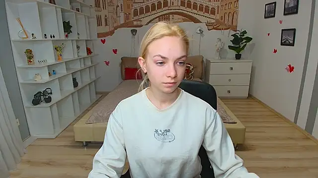 SonnySofia online show from April 14, 5:56 am