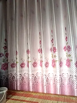 saya 006 online show from April 17, 12:46 am