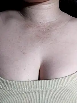 saya 006 online show from April 7, 5:20 am