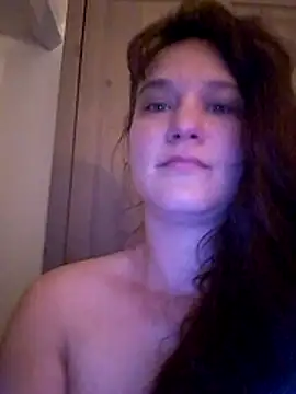 Snapshot of Maggie38 chatting on June 21, 5:24 am Maggie38 online show from June 21, 5:24 am