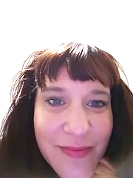 Snapshot of Maggie38 chatting on May 29, 7:25 am Maggie38 online show from May 29, 7:25 am