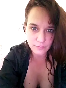 Snapshot of Maggie38 chatting on June 6, 5:40 pm Maggie38 online show from June 6, 5:40 pm