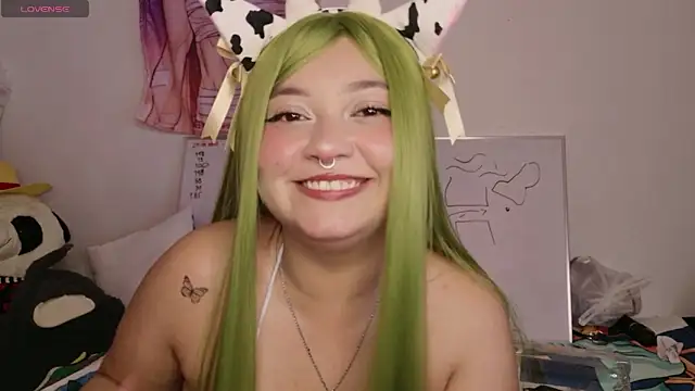 ZoeyDoll  online show from May 14, 9:34 pm