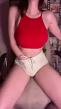 Miroslavva  online show from May 12, 9:32 pm