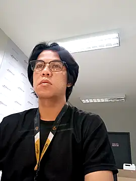Snapshot of akiramoore chatting on May 26, 1:26 am akiramoore online show from May 26, 1:26 am