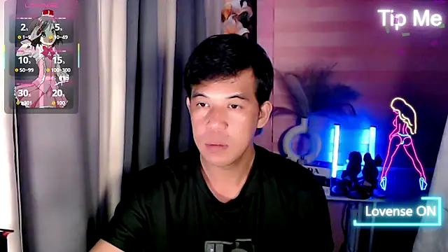 Snapshot of akiramoore chatting on June 28, 2:40 am akiramoore online show from June 28, 2:40 am