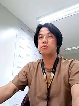 Snapshot of akiramoore chatting on June 5, 2:38 am akiramoore online show from June 5, 2:38 am