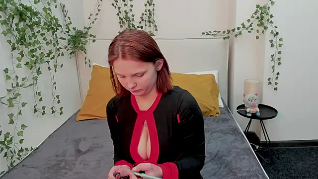 Charlotte Stee online show from May 15, 2:09 am
