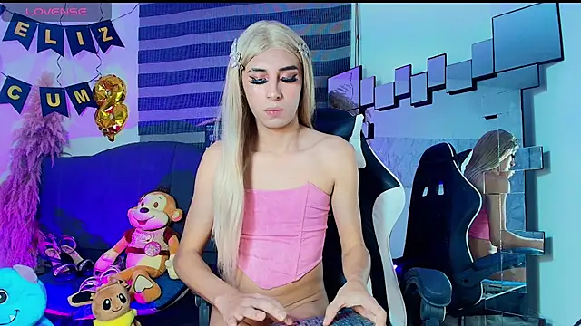 Snapshot of Jesica_tan chatting on June 26, 5:35 am Jesica tan online show from June 26, 5:35 am