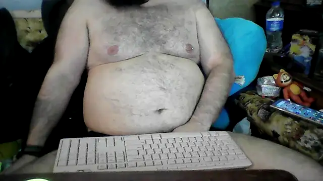 BriTheTopBear online show from May 21, 12:30 am