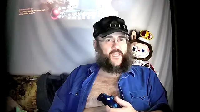 BriTheTopBear online show from April 8, 12:12 am