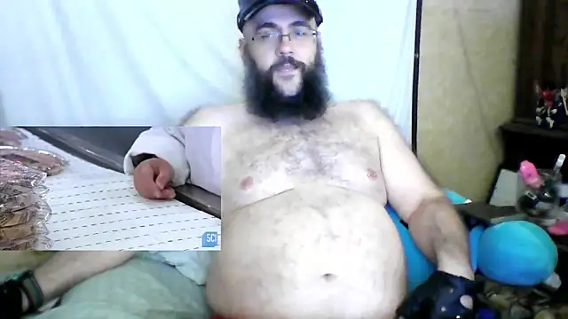 BriTheTopBear online show from June 13, 11:45 pm
