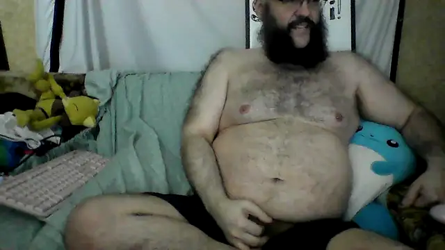 BriTheTopBear online show from June 16, 12:10 am