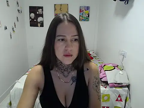 Shely cratzon7 online show from April 15, 2:32 pm