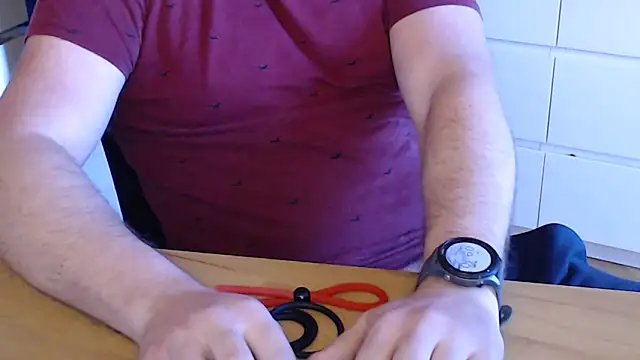 Snapshot of Seth-Pupille chatting on April 8, 7:10 am Seth-Pupille online show from April 8, 7:10 am