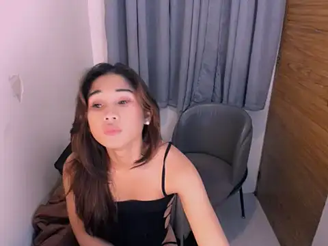  online show from April 23, 12:29 pm