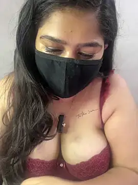 Snapshot of sarasofiaa_ chatting on June 13, 10:24 am sarasofiaa online show from June 13, 10:24 am