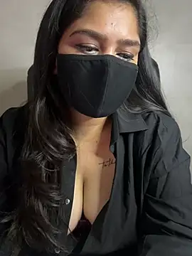 Snapshot of sarasofiaa_ chatting on May 15, 5:22 pm sarasofiaa online show from May 15, 5:22 pm