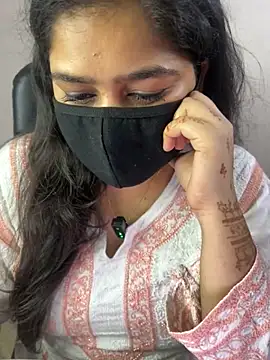 Snapshot of sarasofiaa_ chatting on June 1, 3:55 pm sarasofiaa online show from June 1, 3:55 pm