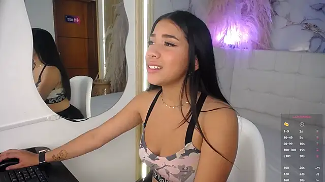 Taliasweet online show from May 18, 3:17 am