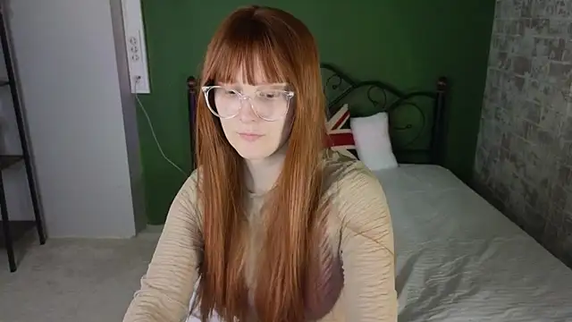 JessieWayy online show from May 3, 8:19 am