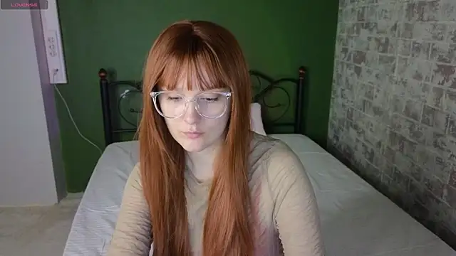 JessieWayy online show from May 4, 7:11 am