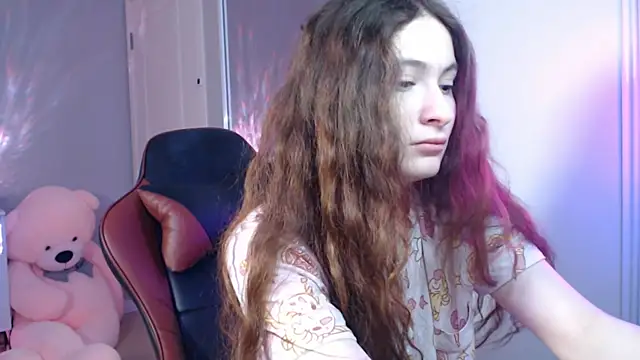solitudebby online show from May 16, 9:03 pm