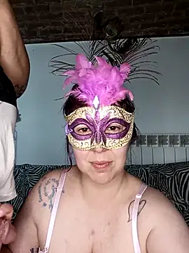 Giochidicoppia online show from April 12, 9:29 pm