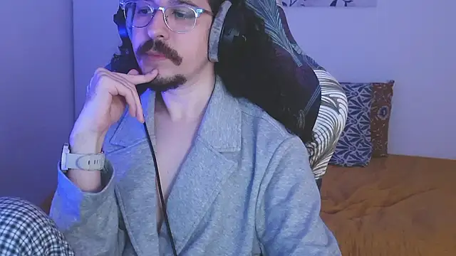 okakox online show from April 18, 6:10 pm