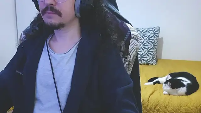 okakox online show from April 7, 1:13 pm