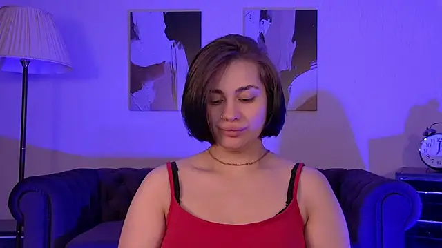 AdrianaToress online show from May 4, 6:11 pm