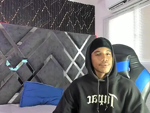 axel silva4 online show from May 17, 7:36 pm