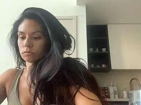 VixenBlade online show from April 23, 2:07 am