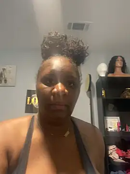 Snapshot of amberchill26 chatting on July 5, 1:07 pm amberchill26 online show from July 5, 1:07 pm