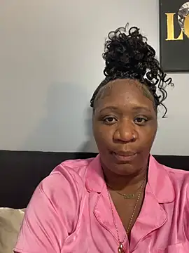 amberchill26 online show from April 21, 10:16 pm