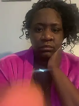 amberchill26 online show from April 20, 3:02 pm