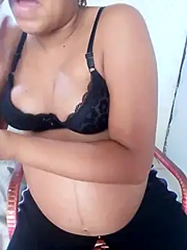 Snapshot of Cherry_0507 chatting on July 16, 5:43 pm Cherry 0507 online show from July 16, 5:43 pm