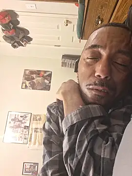Willybigcock1981 online show from April 25, 3:20 am
