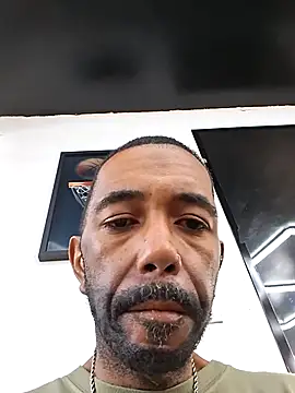 Willybigcock1981 online show from April 10, 9:11 pm