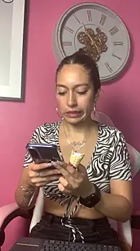 DulceLatinaxo online show from July 1, 7:14 pm