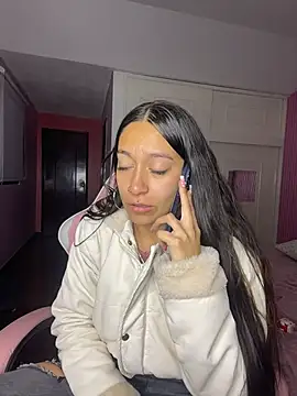 DulceLatinaxo online show from July 16, 10:45 am